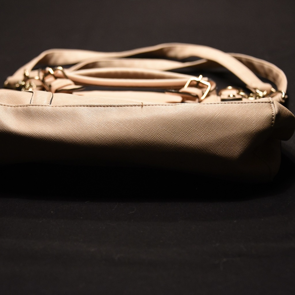 Charming Charlie Purse